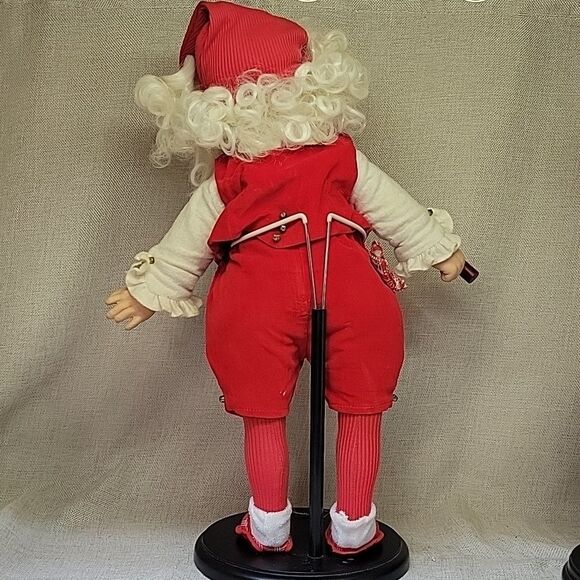 DANBURY MINT EUC-VTG SANTA W/Workbench & MRS CLAUS W/Tea Tray - Picture 3 of 14